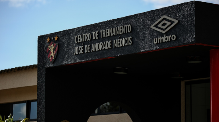 CT José de Andrade Médicis é definitivamente do Sport